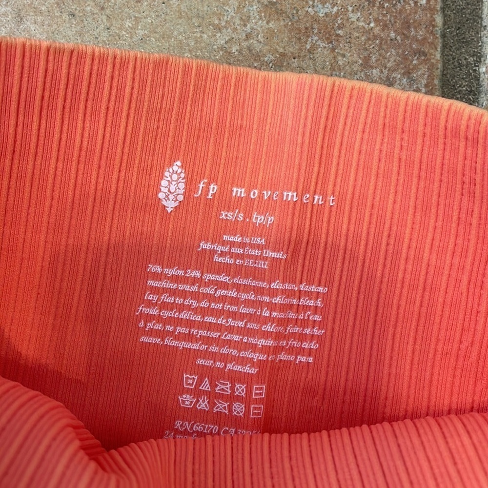 Free people movement Good Karma seamless bike shorts - Picture 4 of 5